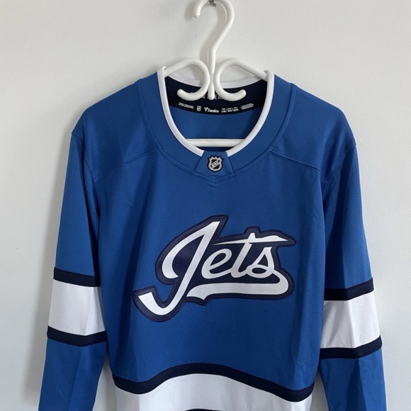 Winnipeg Jets Hockey Jersey Youth L/XL Fanatics Breakaway New - Picture 1 of 5